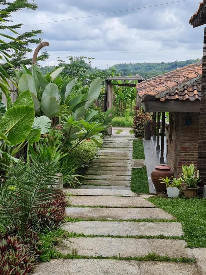 Villa Kayu Yogyakarta Kültér fotó